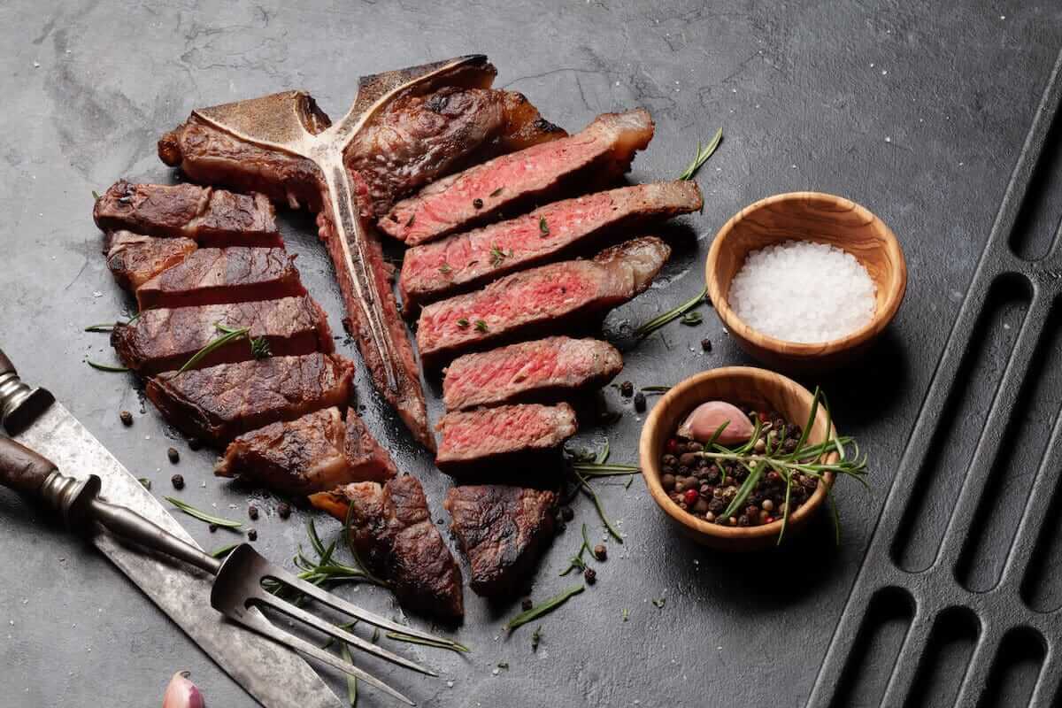benefits-of-eating-red-meat-steaks-carnivore-diet